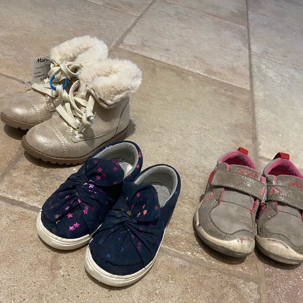 Toddler shoes (3 prs) 2 sz 7 + 1 sz 6 (1 pr NWT)